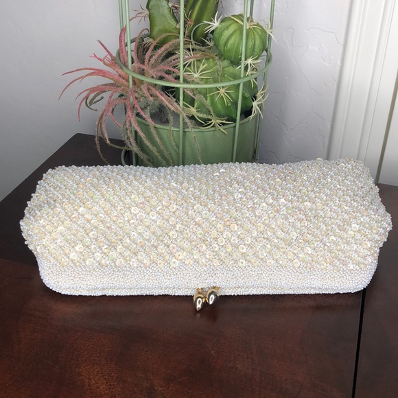 Iridescent Sequins & Seed Bead Crossbody /Clutch - Picture 2 of 12